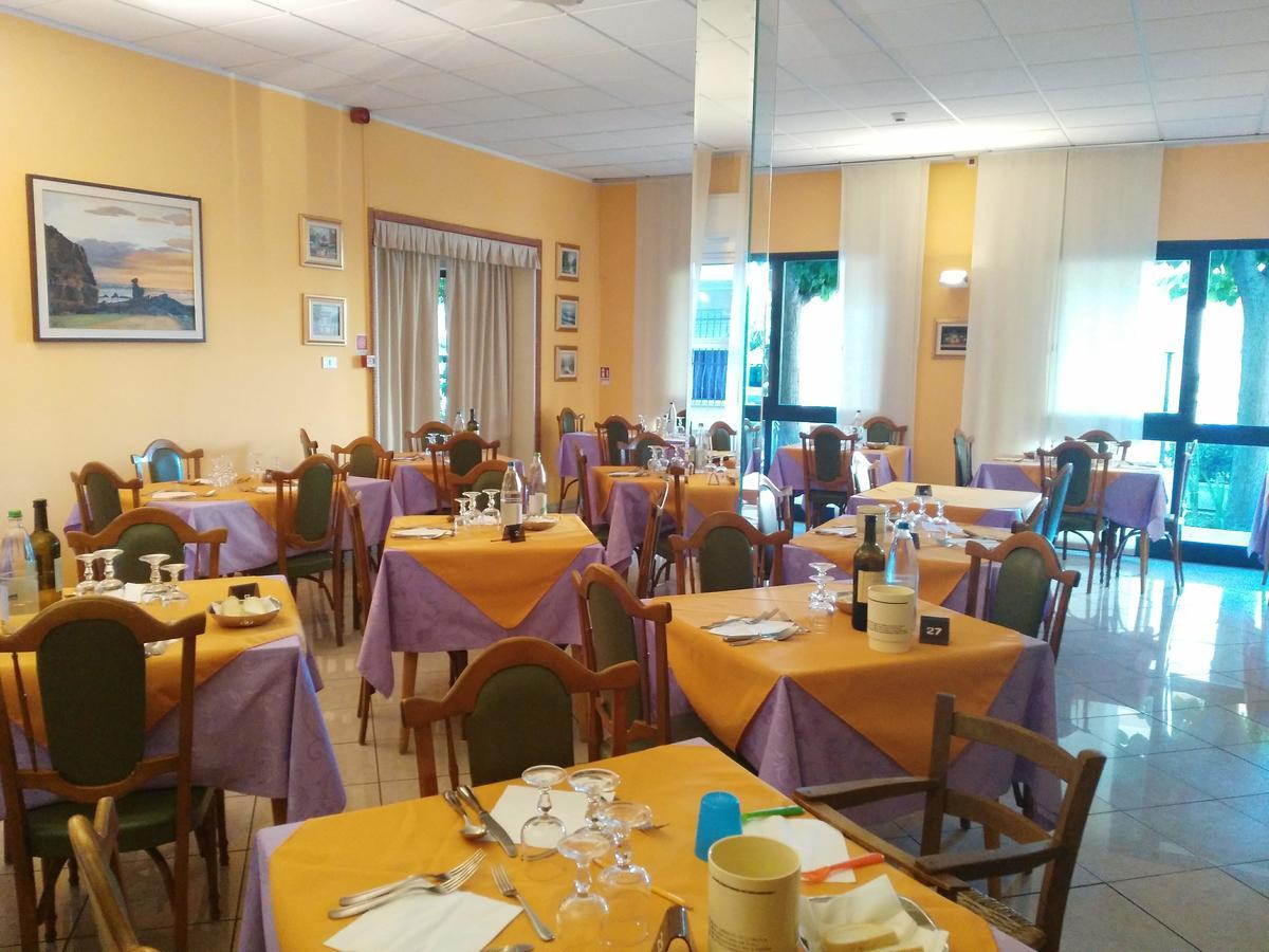 Hotel Marittimo 리미니 외부 사진
